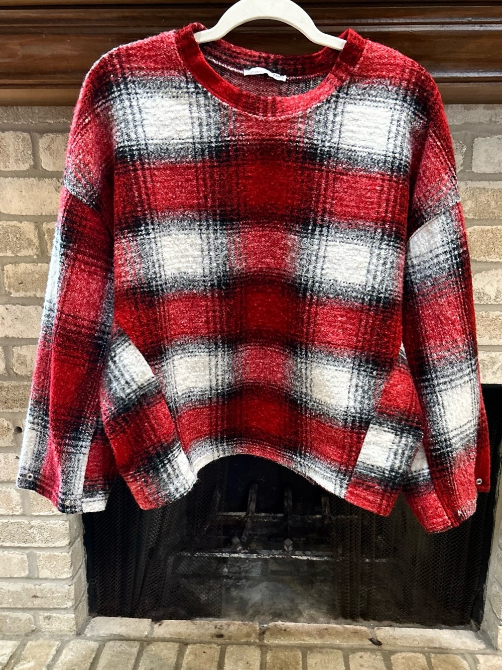 Zara Red and White Plaid Crewneck Sweater EUC